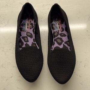 Sketchers air cooled memory foam size 7 ballet flats